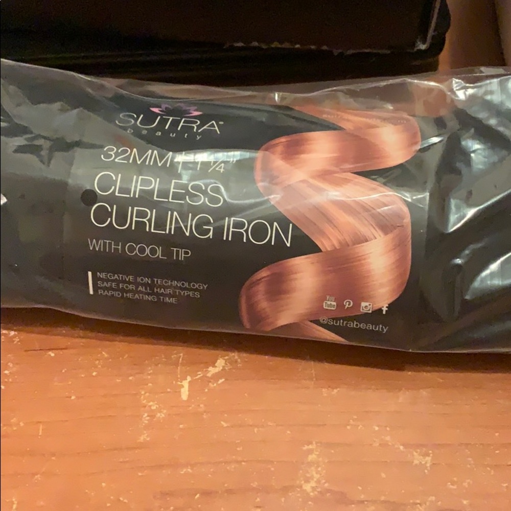 Sutra Clipless Curling Iron